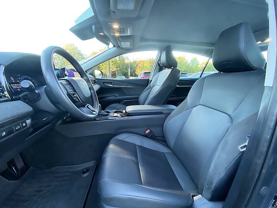 Certified 2025 Toyota Camry XLE FWD image 11