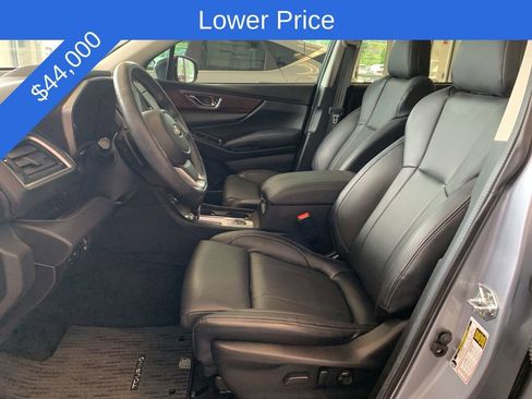 Used 2025 Subaru Ascent Touring AWD/4WD image 3