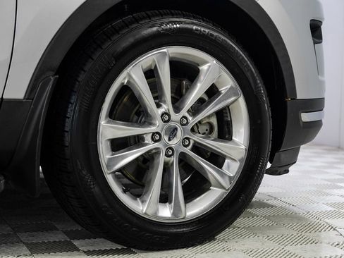 Used 2019 Ford Explorer Limited w/ Class III Trailer Tow Package FWD image 60