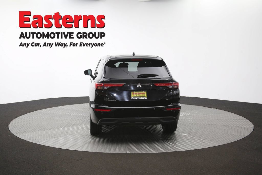 Used 2024 Mitsubishi Outlander SE AWD/4WD image 38