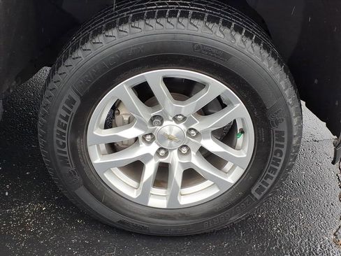 Used 2021 Chevrolet Silverado 1500 LT image 11