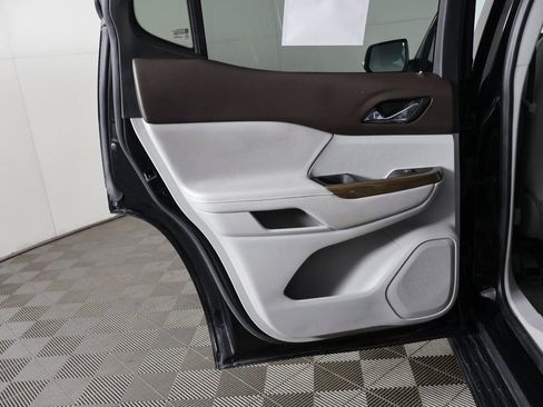 Used 2023 GMC Acadia SLE w/ Driver Convenience Package image 27