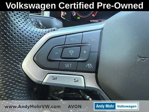 Used 2023 Volkswagen Atlas SEL R-Line AWD/4WD image 24