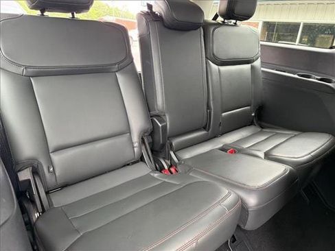 Used 2025 Ford Expedition Max Active AWD/4WD image 41