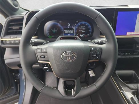 New 2026 Toyota Crown Signia Limited image 13