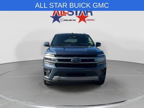 Used 2023 Ford Expedition XLT RWD image 2