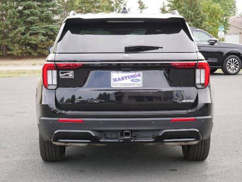 Certified 2025 Ford Explorer ST-Line AWD/4WD image 4