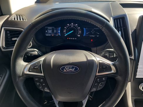 Used 2024 Ford Edge SEL image 29