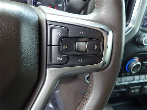 Used 2022 Chevrolet Silverado 2500 LTZ w/ LTZ Convenience Package AWD/4WD image 14