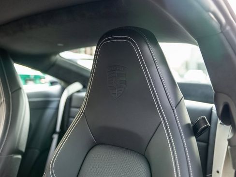 Used 2025 Porsche 911 Carrera 4 GTS image 29