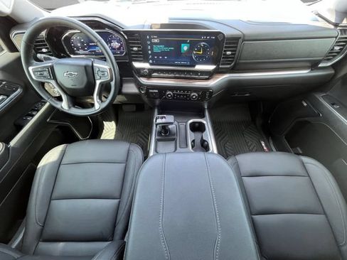 Used 2024 Chevrolet Silverado 1500 RST AWD/4WD image 20