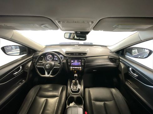 Used 2018 Nissan Rogue SL image 17