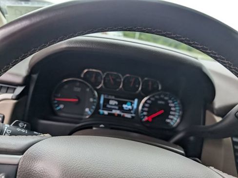 Used 2019 GMC Yukon XL SLT AWD/4WD image 23