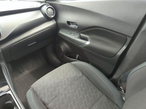 Certified 2024 Nissan Kicks SV FWD image 23