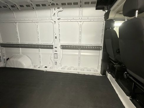 Used 2024 RAM ProMaster 2500 w/ Quick Order Package 22G SLT image 13
