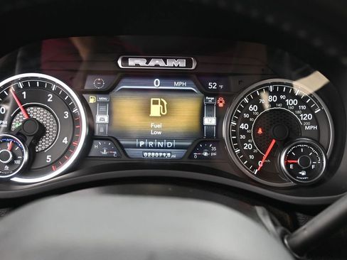 Used 2024 RAM 2500 Laramie image 17