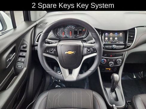 Used 2022 Chevrolet Trax LT w/ LT Convenience Package image 22