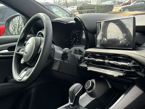 New 2025 Alfa Romeo Tonale w/ Premium Package image 17