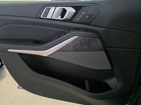 New 2026 BMW X5 sDrive40i image 16