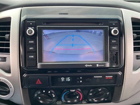 Used 2014 Toyota Tacoma 4x4 Double Cab w/ TRD Sport Package image 22