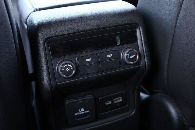 Used 2023 GMC Acadia SLT AWD/4WD image 24