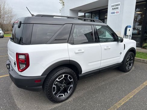 Used 2021 Ford Bronco Sport Outer Banks image 6