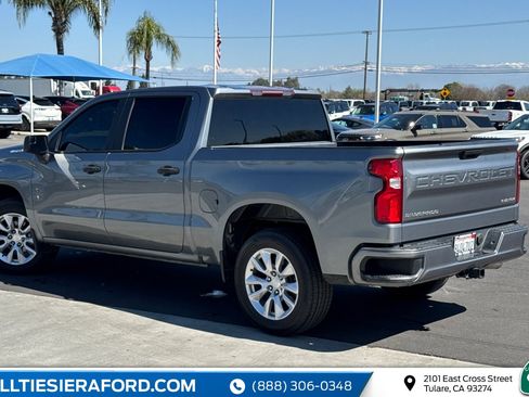 Used 2019 Chevrolet Silverado 1500 Custom w/ Trailering Package image 5
