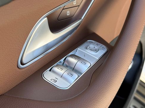 New 2026 Mercedes-Benz GLS 450 4MATIC image 16