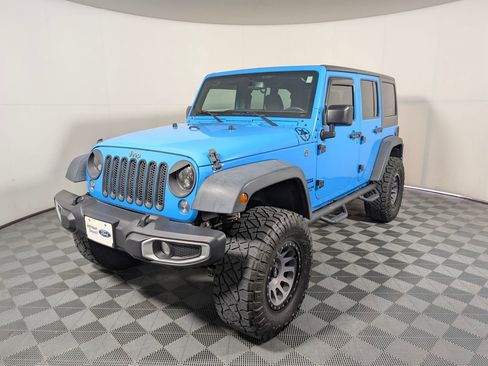 Used 2017 Jeep Wrangler Unlimited Sport w/ Quick Order Package 24S AWD/4WD image 4