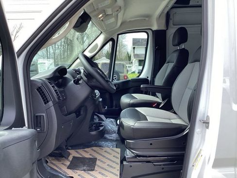 New 2026 RAM ProMaster 2500 w/ Convenience Group FWD image 21