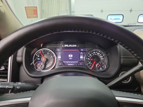 Used 2022 RAM 2500 Laramie AWD/4WD image 23