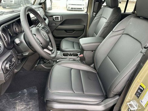 New 2026 Jeep Gladiator Sport image 8