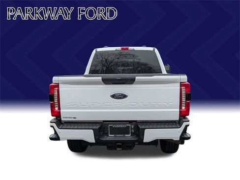 Used 2023 Ford F250 XL w/ STX Appearance Package image 6