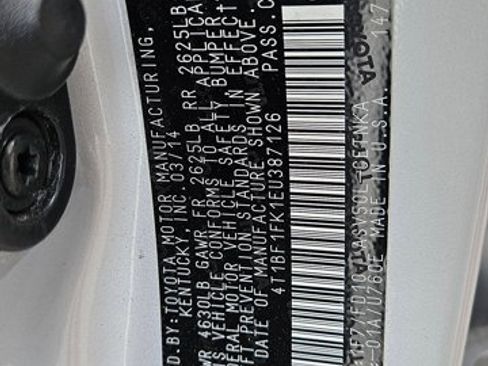 Used 2014 Toyota Camry LE FWD image 16