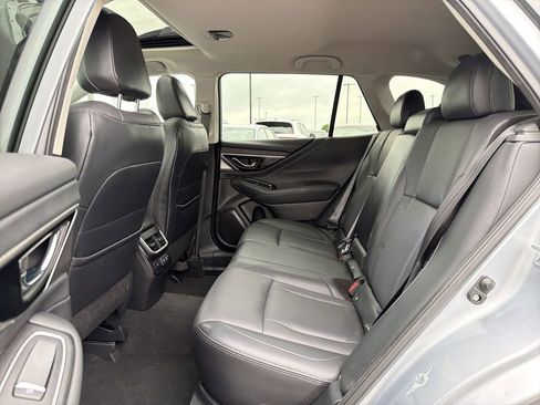 Used 2022 Subaru Outback Limited AWD/4WD image 13