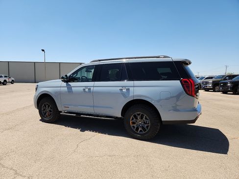 Certified 2026 Ford Expedition Tremor AWD/4WD image 4