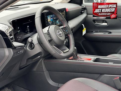 New 2025 Nissan Kicks SR w/ Interior Electronics Package AWD/4WD image 13