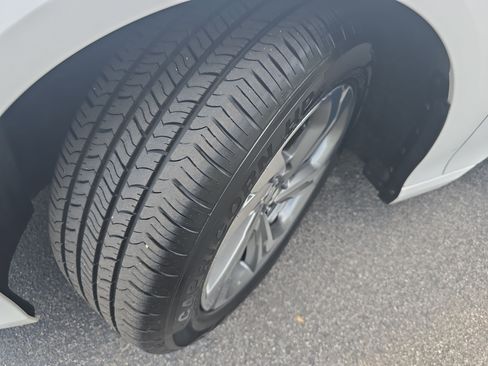 Used 2018 Honda Accord EX-L image 31