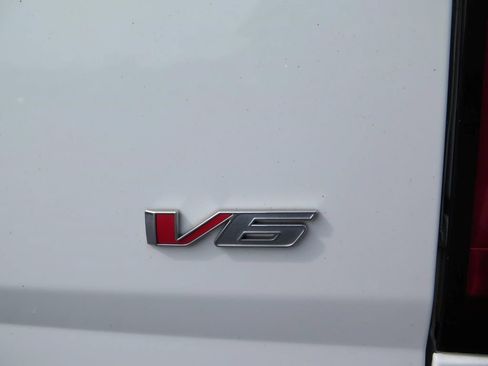 Used 2021 Chevrolet Colorado W/T w/ WT Convenience Package RWD image 4