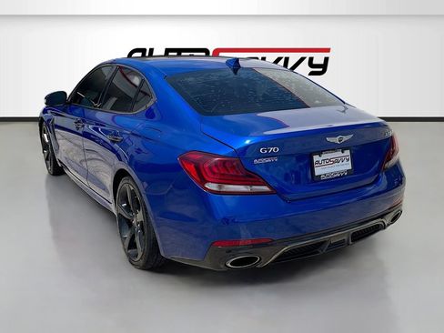 Used 2021 Genesis G70 3.3T RWD image 5