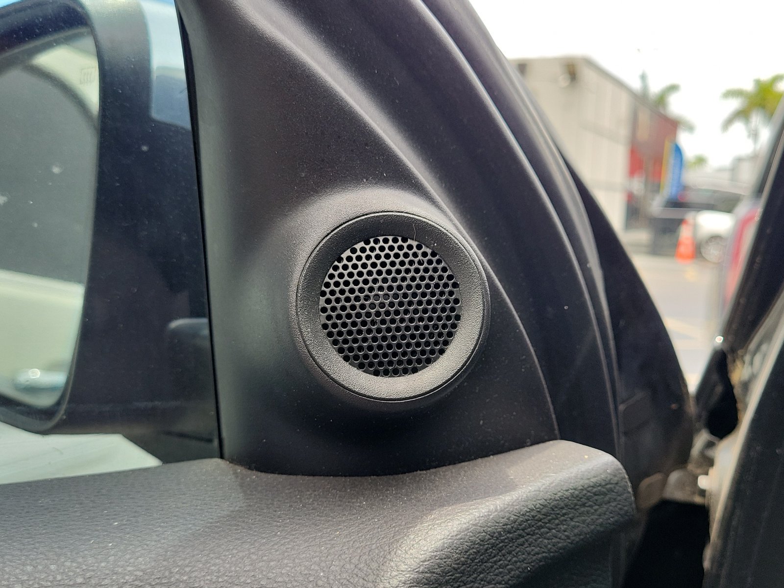Used 2011 Dodge Durango Citadel RWD image 10