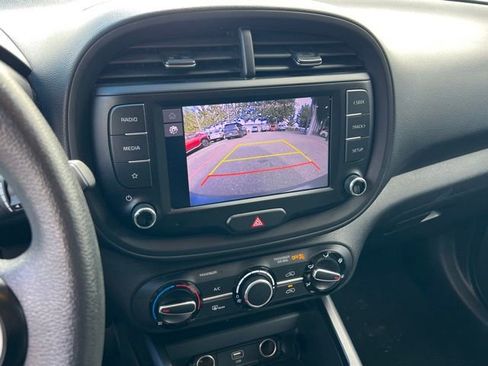 Certified 2023 Kia Soul LX w/ Option Group 015 image 25