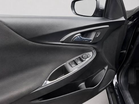 Used 2020 Chevrolet Malibu LT FWD image 18