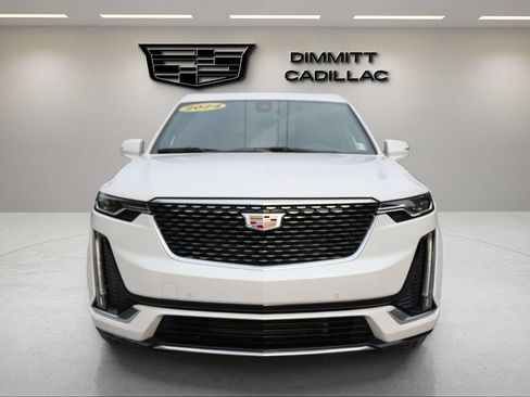 Certified 2024 Cadillac XT6 Premium Luxury FWD image 2