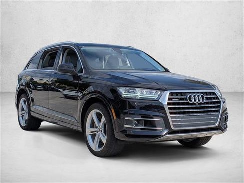 Used 2019 Audi Q7 3.0T Prestige AWD/4WD image 3