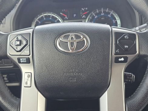 Used 2019 Toyota 4Runner SR5 Premium AWD/4WD image 18
