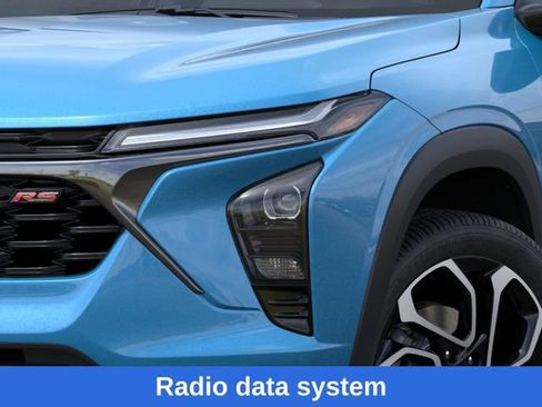 New 2026 Chevrolet Trax RS w/ Sunroof Package FWD image 11