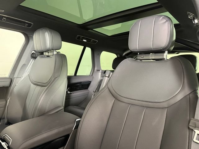 New 2026 Land Rover Range Rover SE AWD/4WD image 16