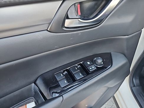 Used 2024 MAZDA CX-5 AWD 2.5 S w/ Preferred Package image 13