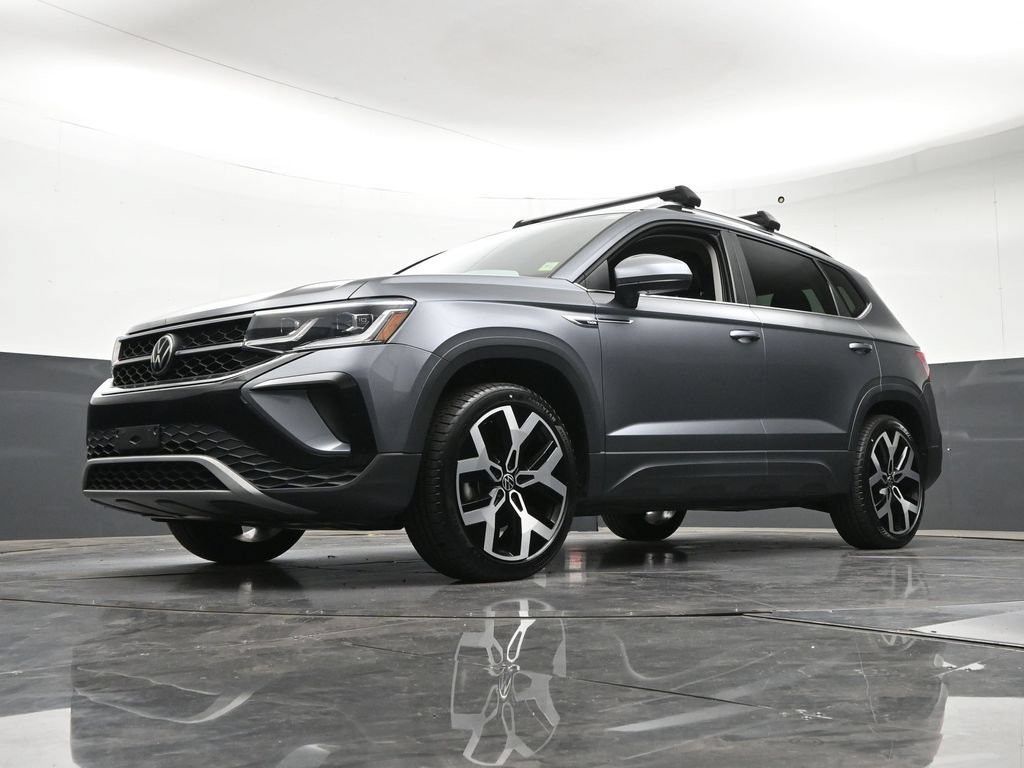 Used 2023 Volkswagen Taos SEL AWD/4WD image 25